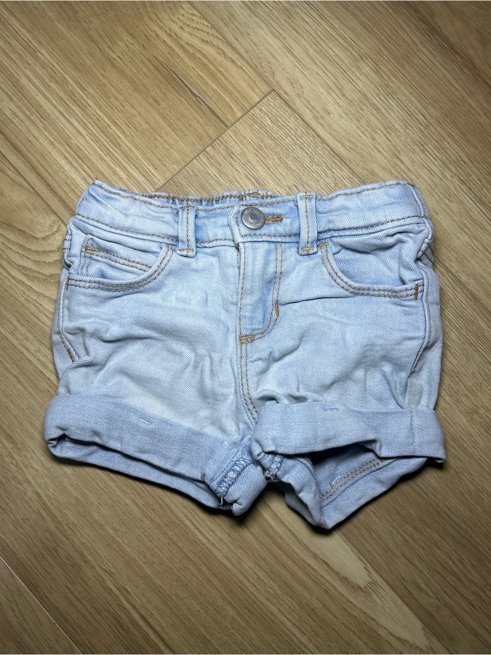 Old Navy Light Wash Rolled-Hem Denim Shorts